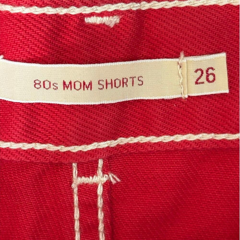 Levi’s Premium 80s Mom Shorts Size 26 Red Button Fly High Rise 4" Inseam - Picture 3 of 10